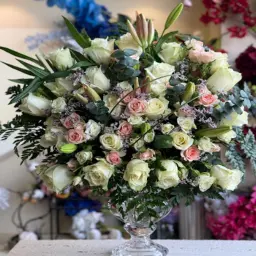 Vase with Natural White & Pink Roses